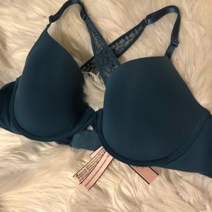 VICTORIA’S SECRET BRAND NEW!!!